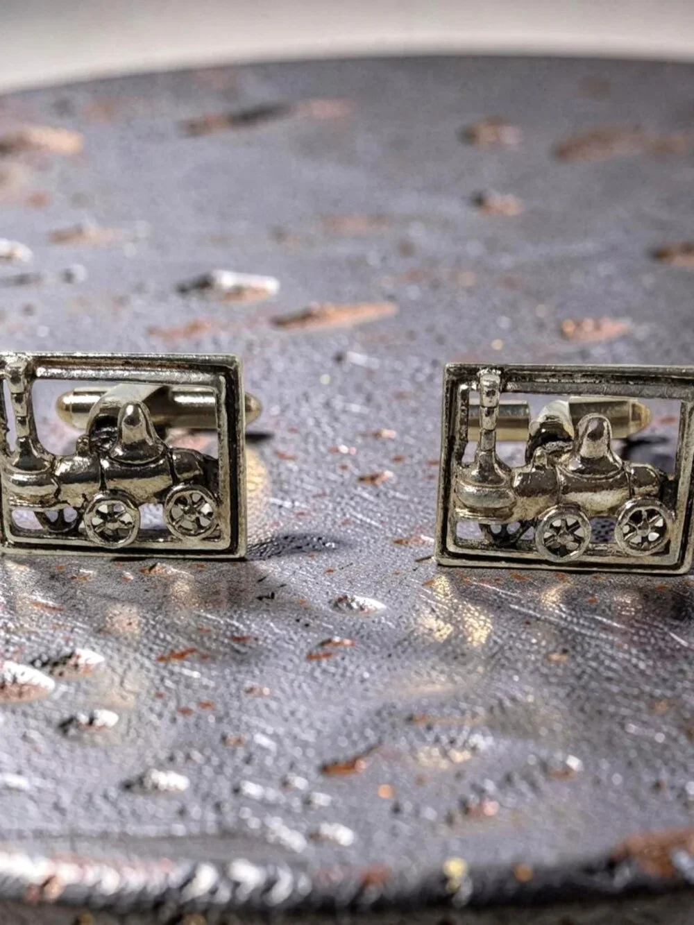 vintage mens silver tone steam engine locomotive cuff links.